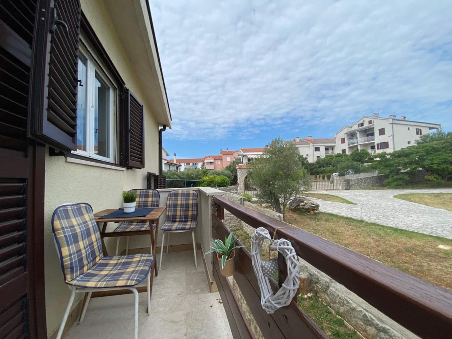 Apartments Xenia Krk Krk Town Exterior photo